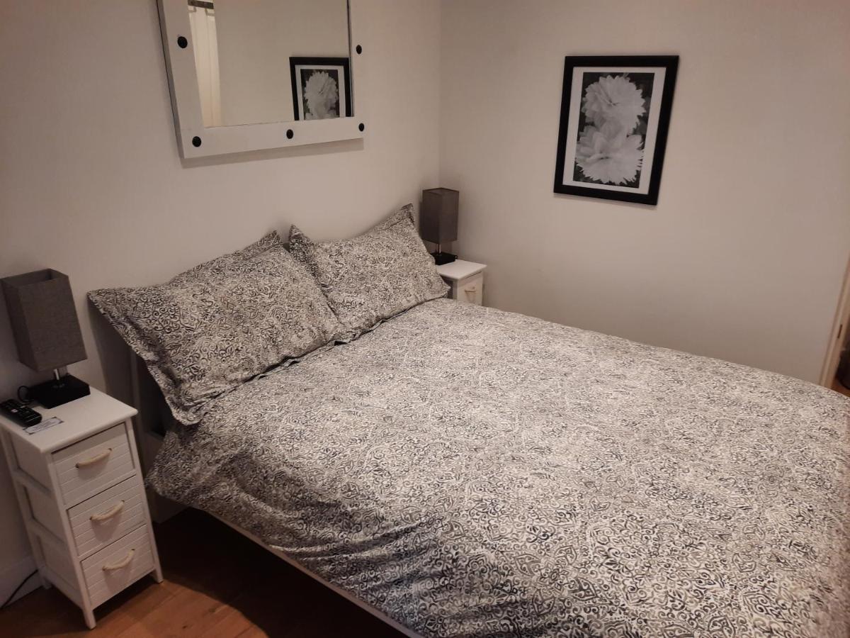 Lovely Home With Full En-Suite Double Bed Rooms Reading Exterior foto