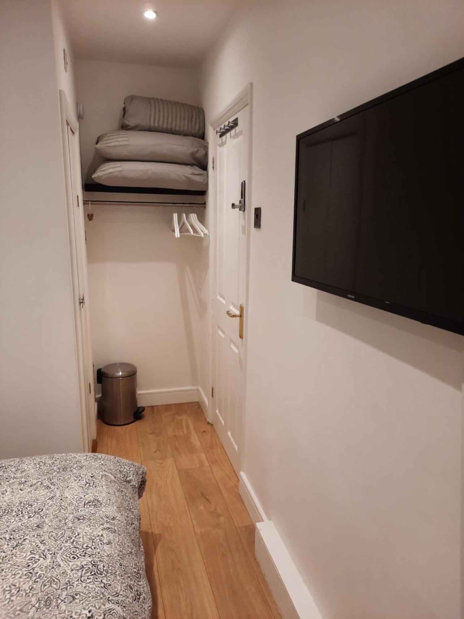 Lovely Home With Full En-Suite Double Bed Rooms Reading Exterior foto
